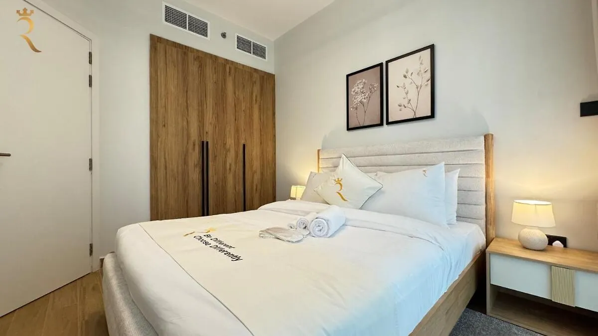 Comfortable 1Br Retreat With Balcony Vista 2 Abu Dabi